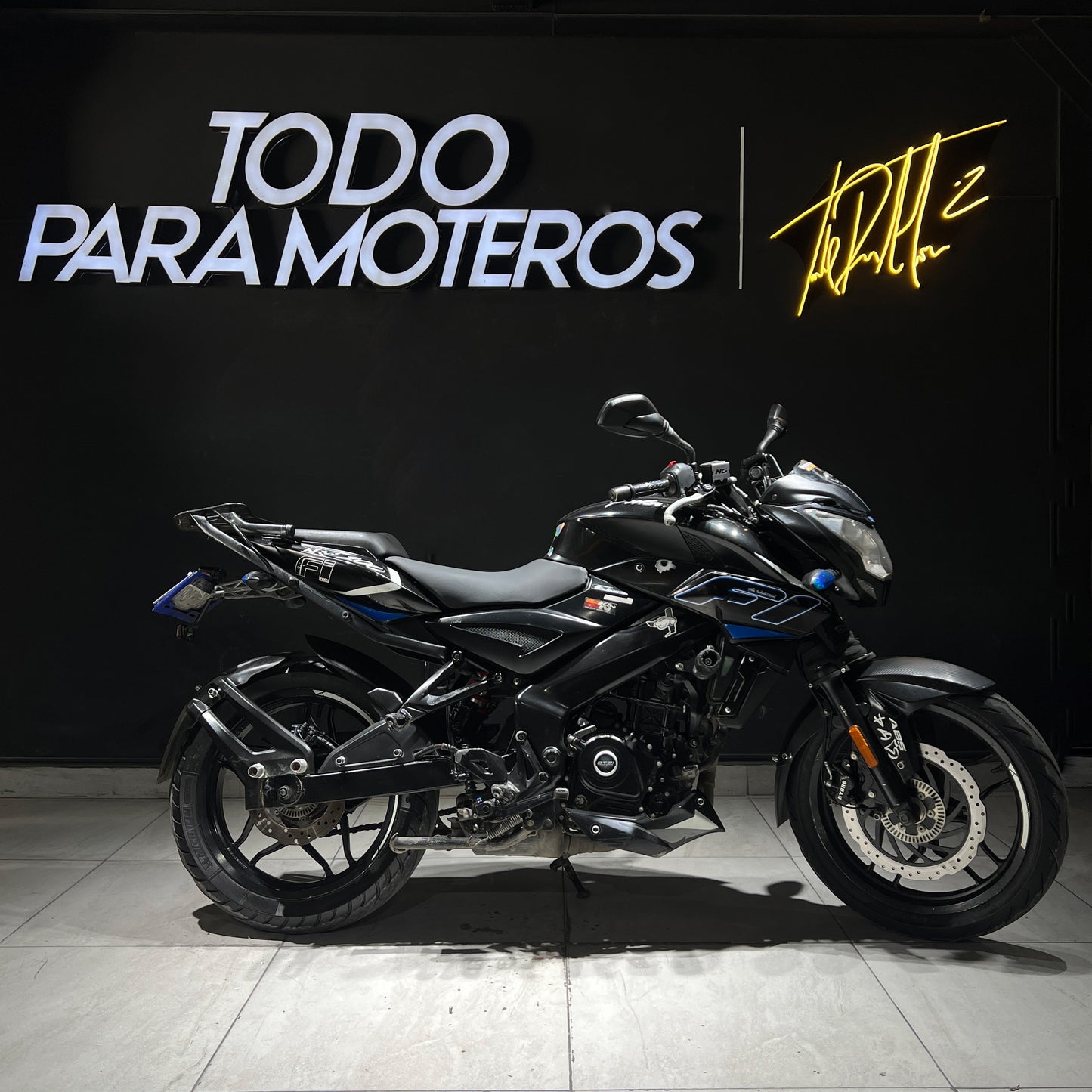BAJAJ PULSAR NS200 FI ABS 2023
