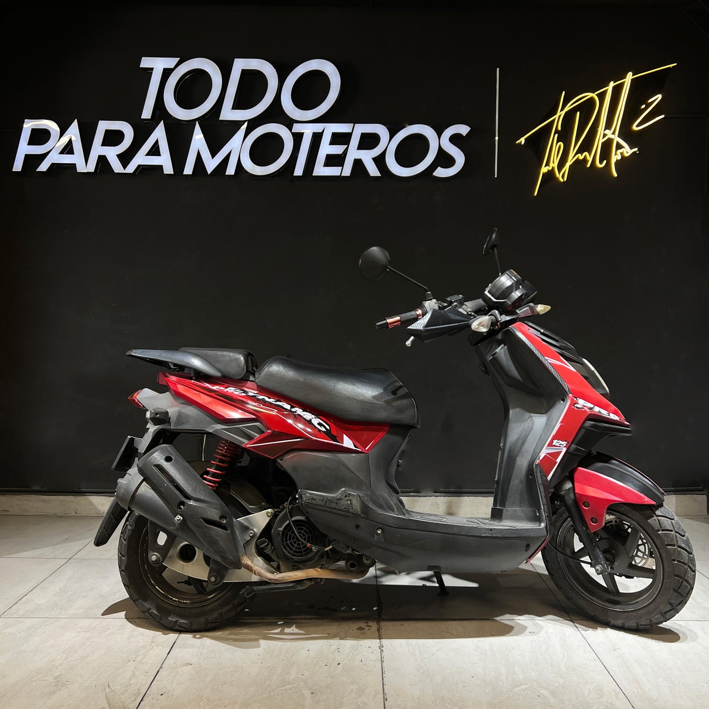 AKT AK125SC-R 2019