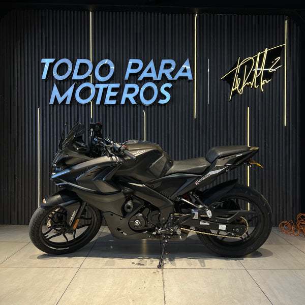 BAJAJ PULSAR RS 200 ABS 2024