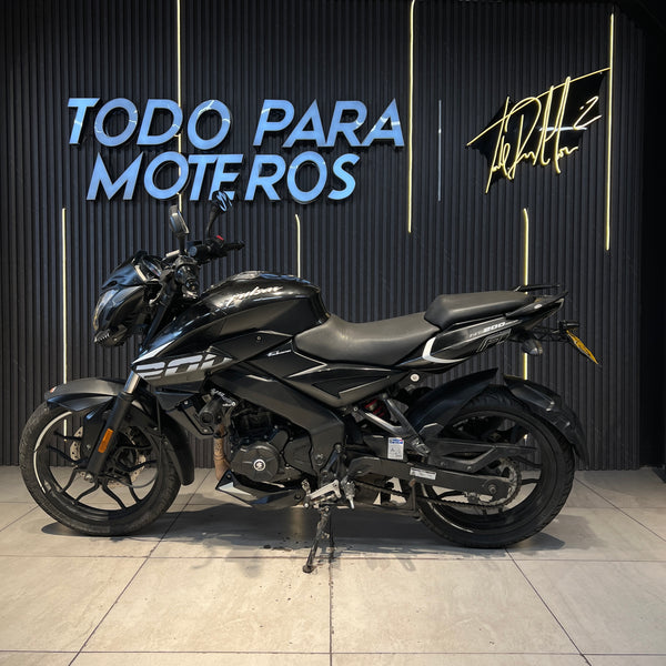 BAJAJ PULSAR NS 200 FI 2024