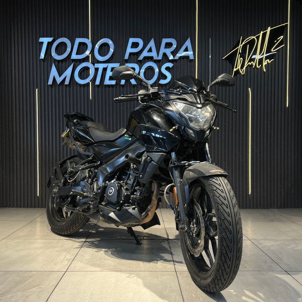 BAJAJ PULSAR NS 200 FI 2023