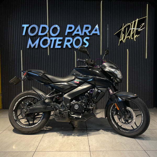 BAJAJ PULSAR NS 200 FI 2023