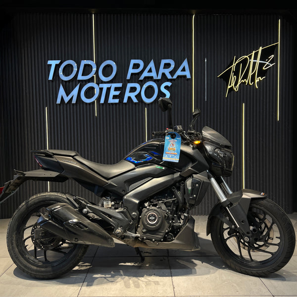 BAJAJ DOMINAR D250 2023
