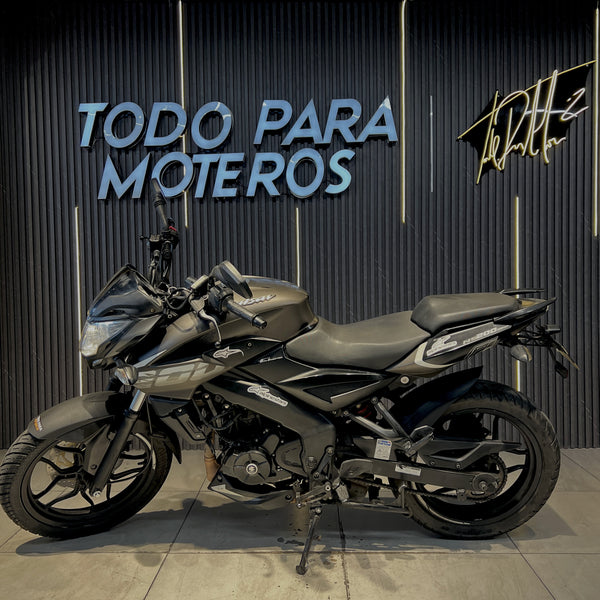 BAJAJ PULSAR NS 200 FI 2023