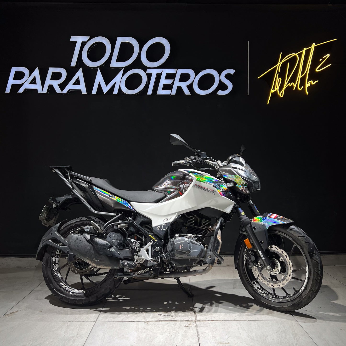 HERO HUNK 160R 2022