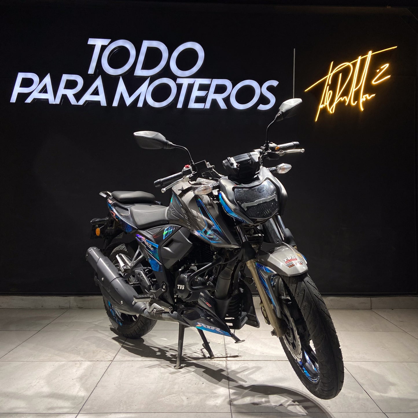 TVS APACHE RTR 200 4V XC FI ABS 2024