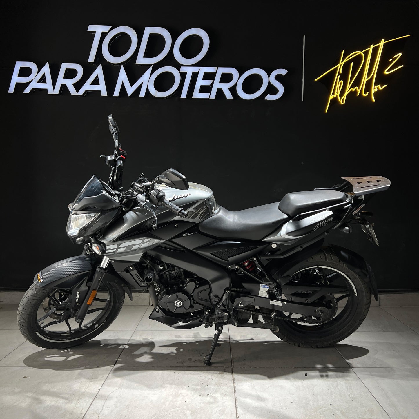 BAJAJ PULSAR NS200 FI ABS 2022