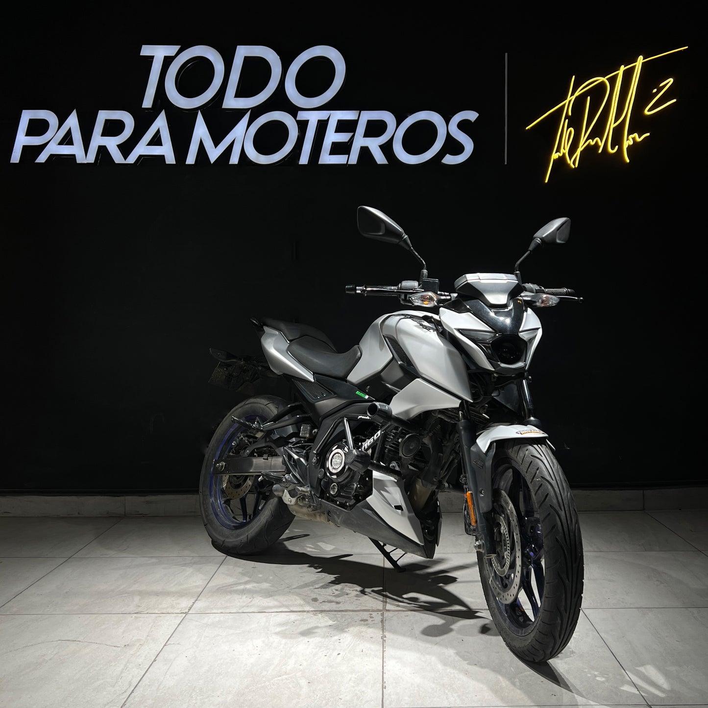 BAJAJ PULSAR N160 2024
