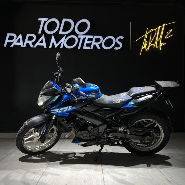 BAJAJ PULSAR NS 200 FI 2022