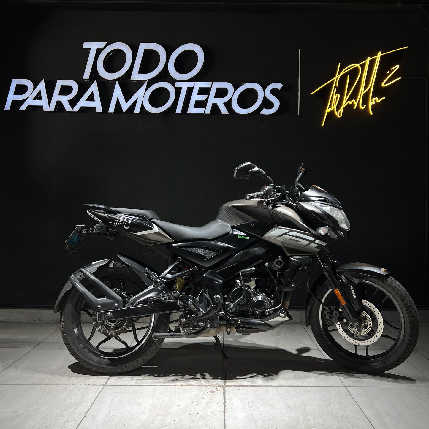 BAJAJ PULSAR NS 160 FI ABS 2023